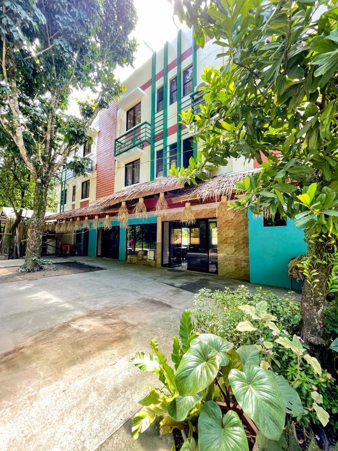 Amos Pili Tree Inn Powered By Cocotel Эль-Нидо Экстерьер фото