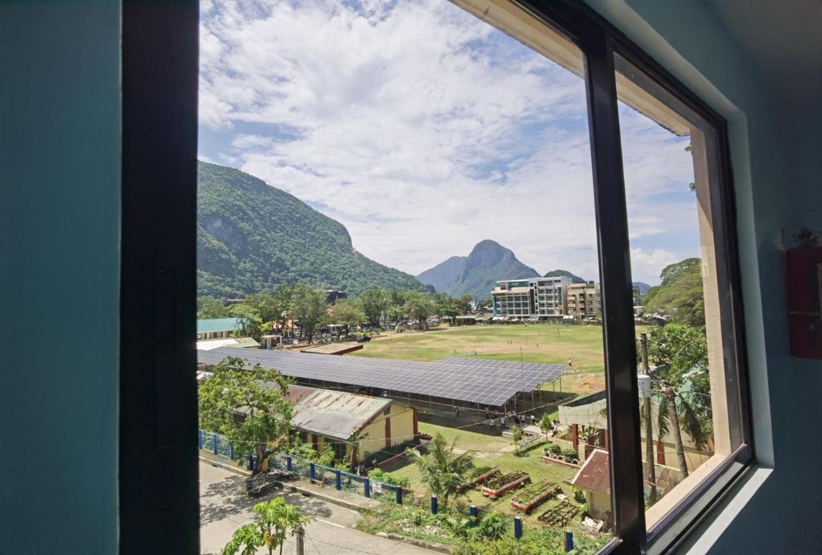 Amos Pili Tree Inn Powered By Cocotel Эль-Нидо Экстерьер фото